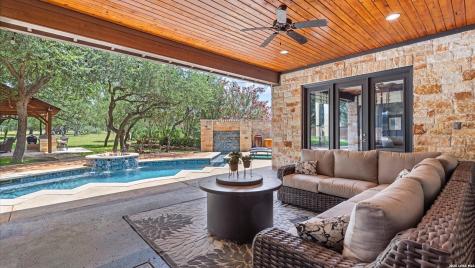 110 Western Oaks New Braunfels TX 78132