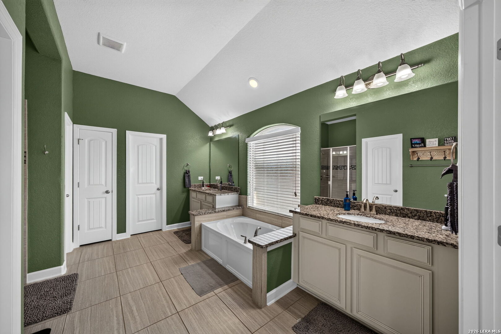 1510 Snowy Owl Drive San Antonio TX 78245