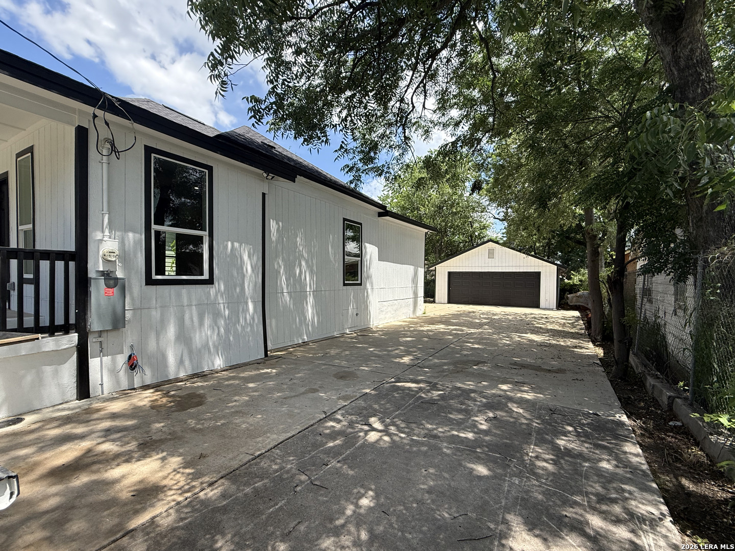 1719 W Houston San Antonio TX 78207