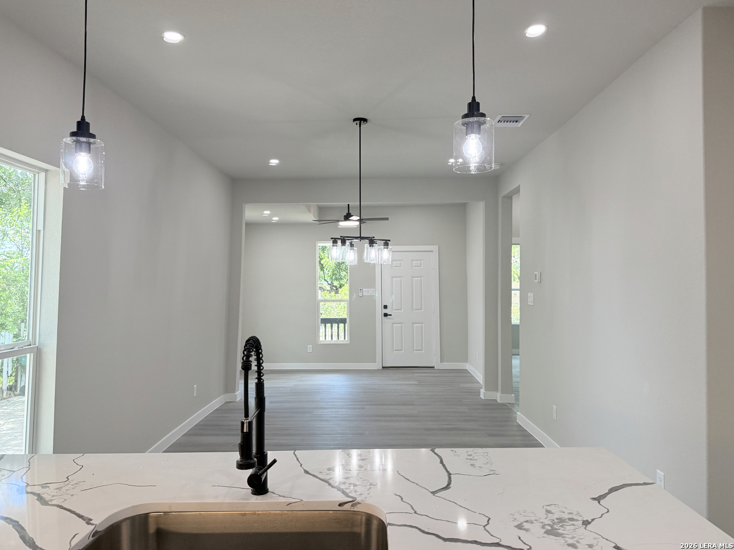 1719 W Houston San Antonio TX 78207