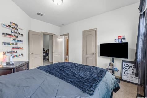 21815 Roan Bluff San Antonio TX 78259