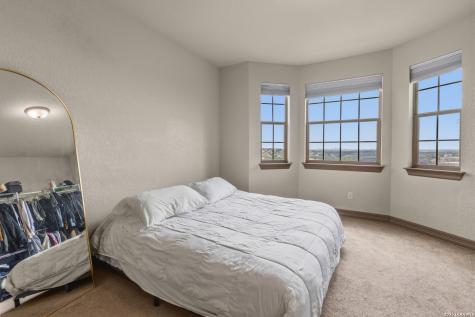 21815 Roan Bluff San Antonio TX 78259