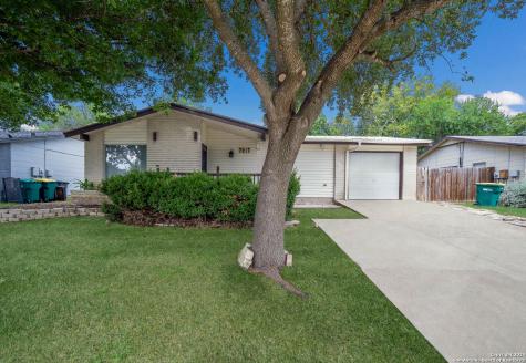 7917 Dry Canyon Trail Live Oak TX 78233