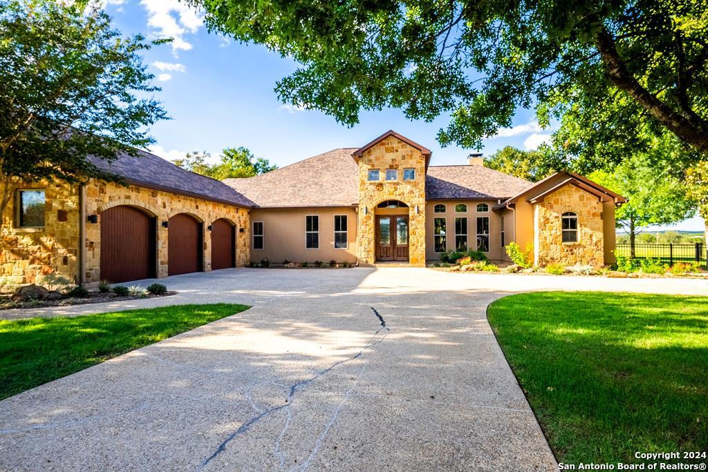 2936 Dry Hollow Circle Kerrville TX 78028