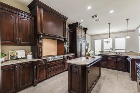 137 Westcourt Lane San Antonio TX 78257