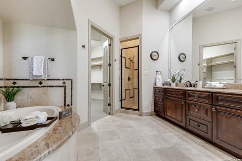 137 Westcourt Lane San Antonio TX 78257