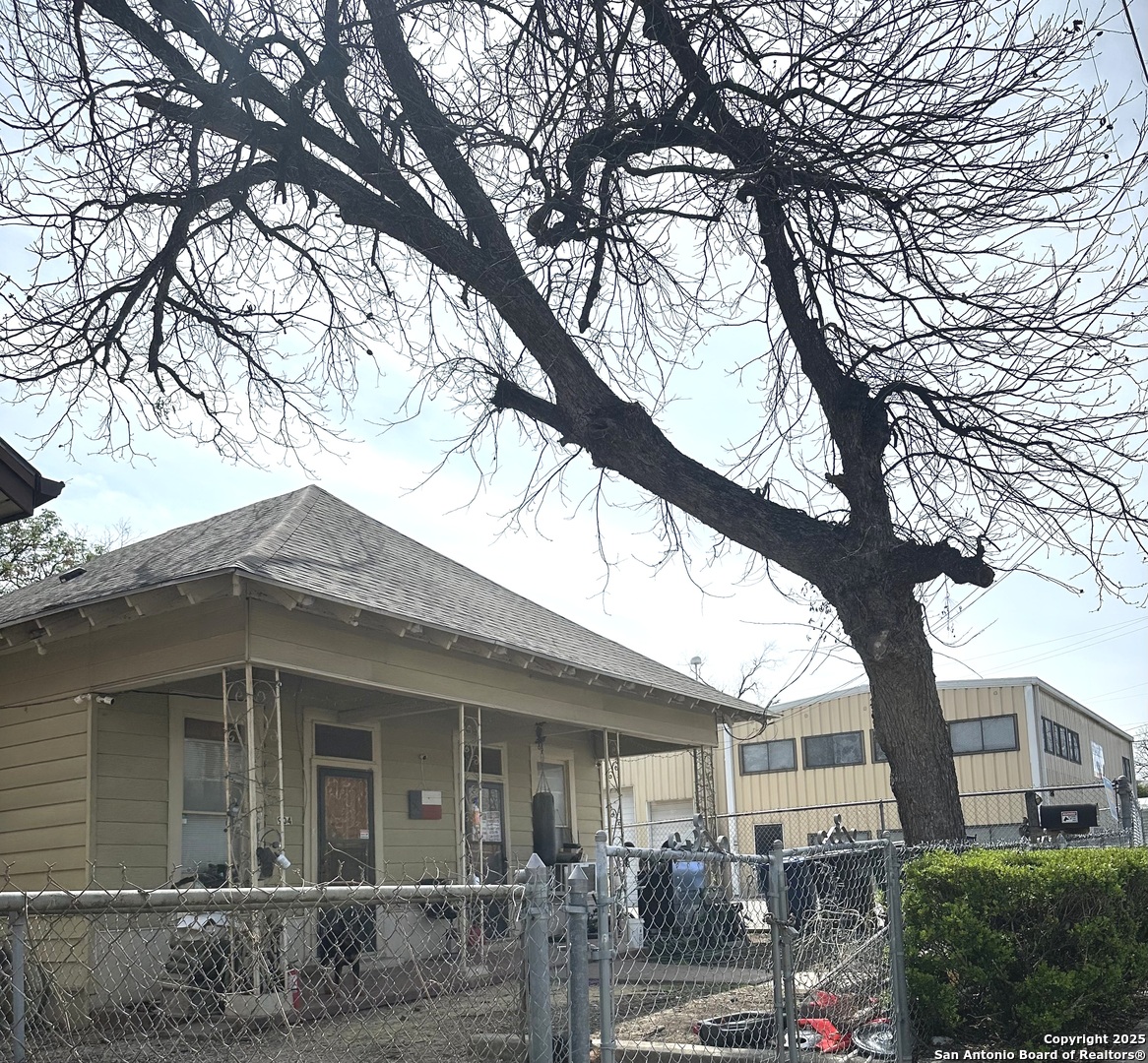 904 Ruiz San Antonio TX 78207