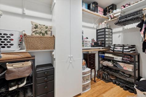 101 Cynthia Pleasanton TX 78064