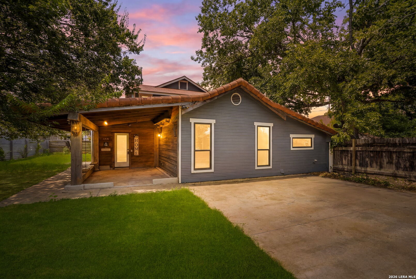 606 E Austin Street Luling TX 78648