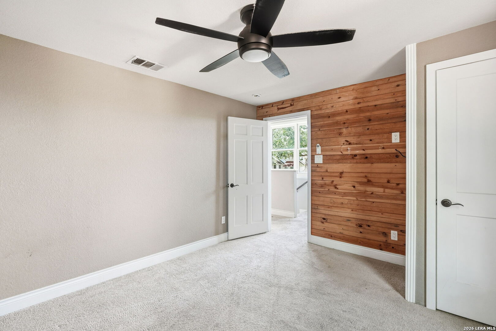 606 E Austin Street Luling TX 78648