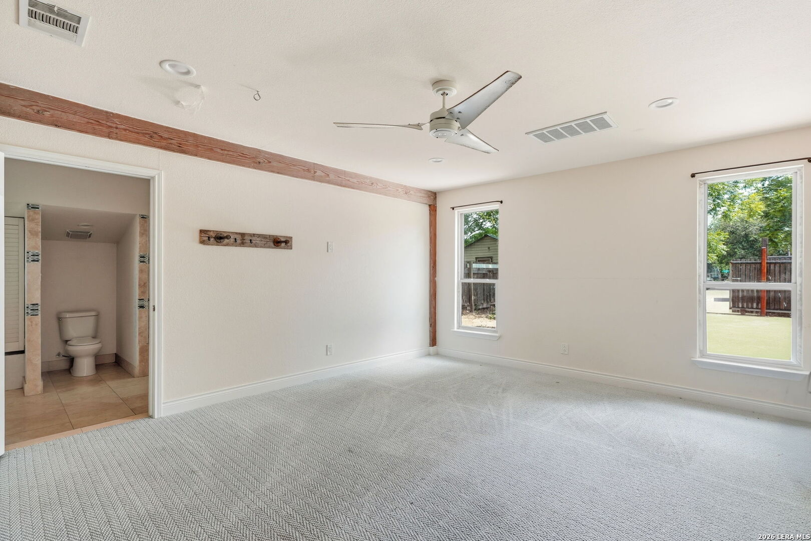 606 E Austin Street Luling TX 78648