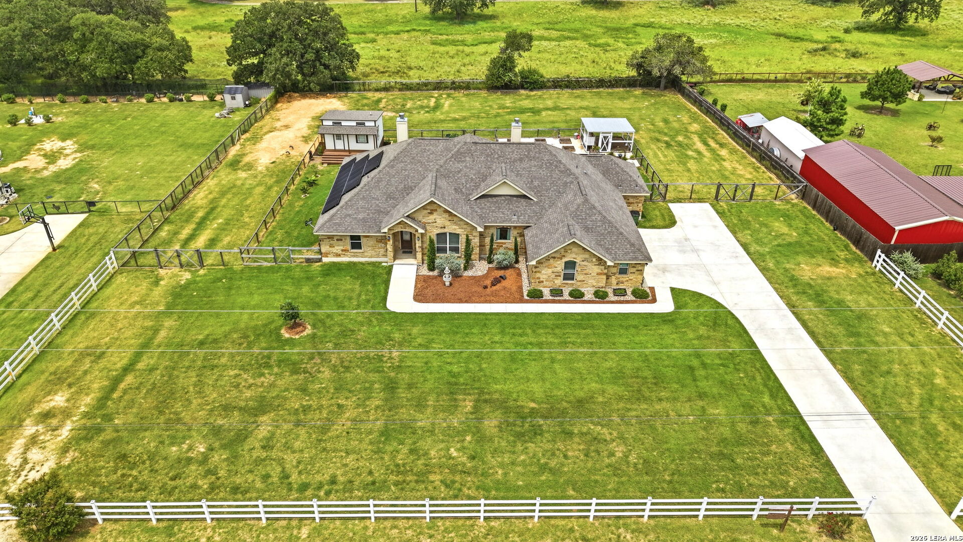 112 Westfield Landing La Vernia TX 78121