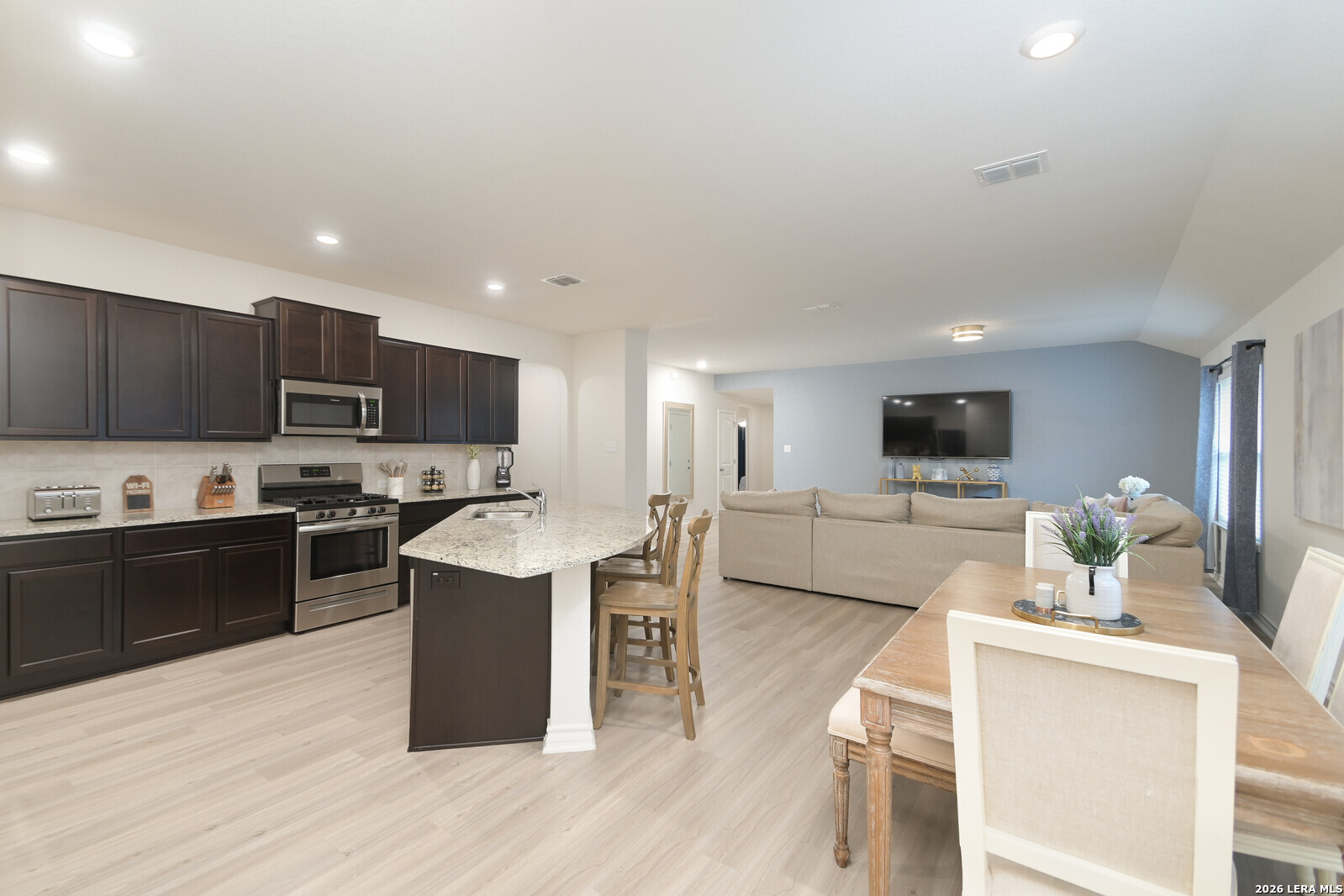 6104 Porvenir Sand San Antonio TX 78253