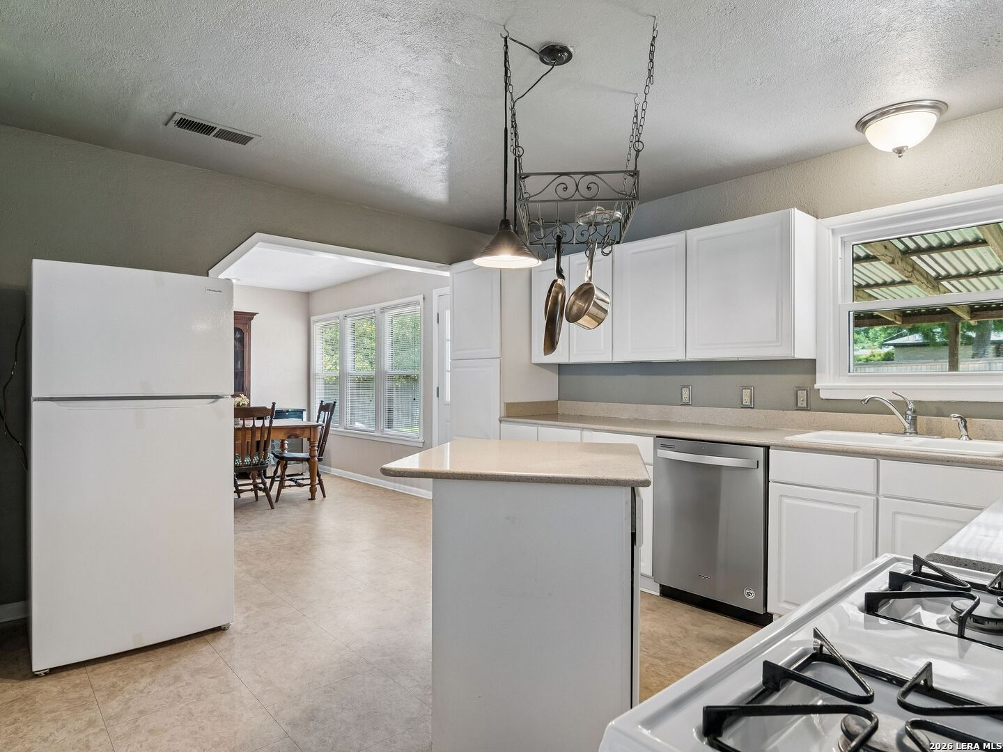 438 Oakleaf Drive San Antonio TX 78209