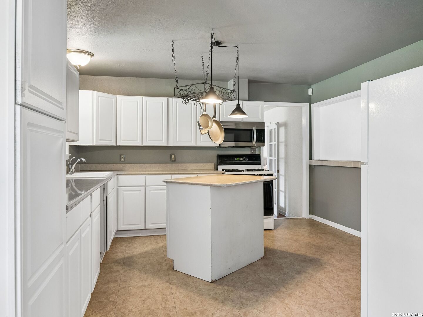 438 Oakleaf Drive San Antonio TX 78209