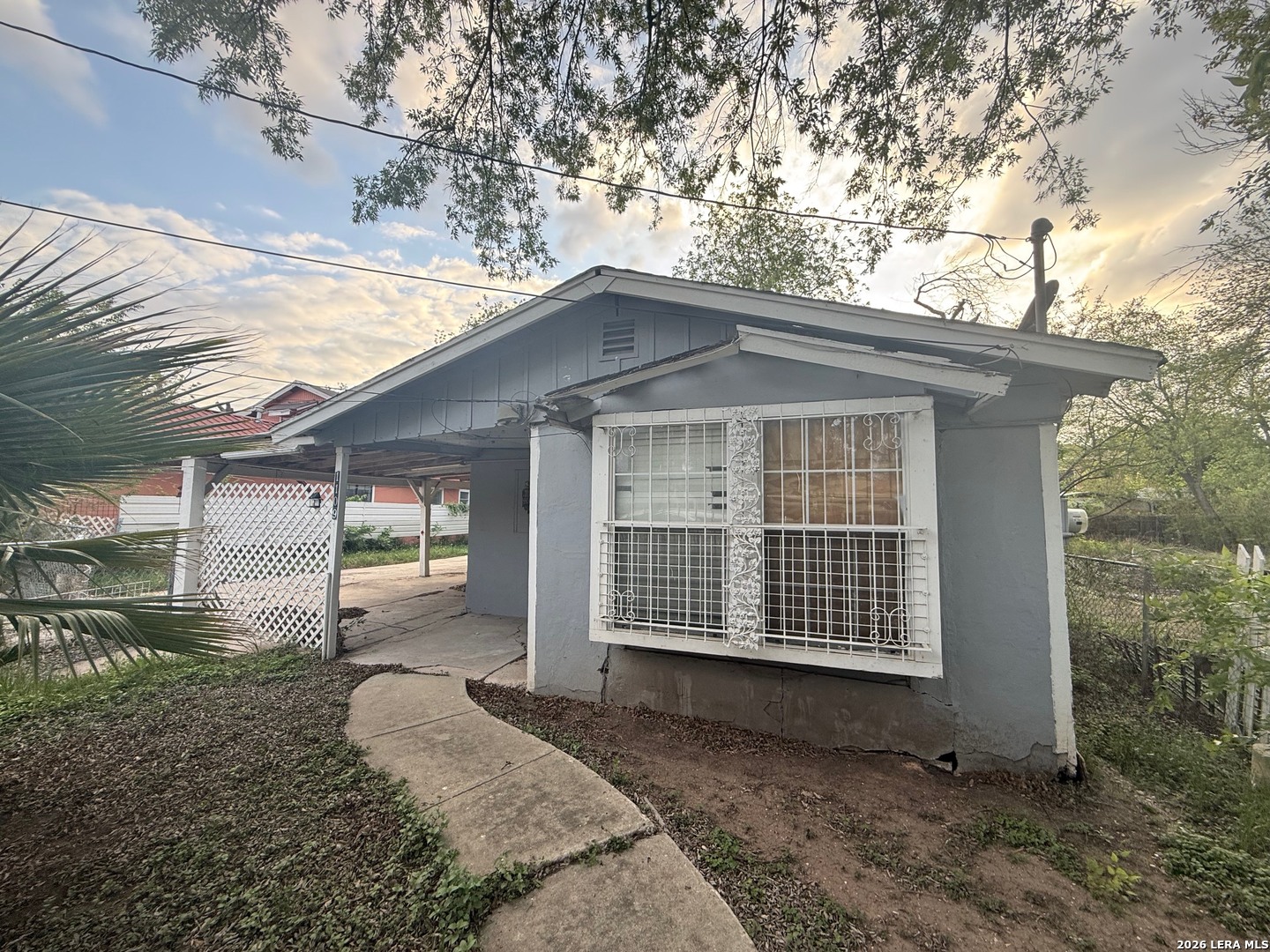 1109 Allende San Antonio TX 78237