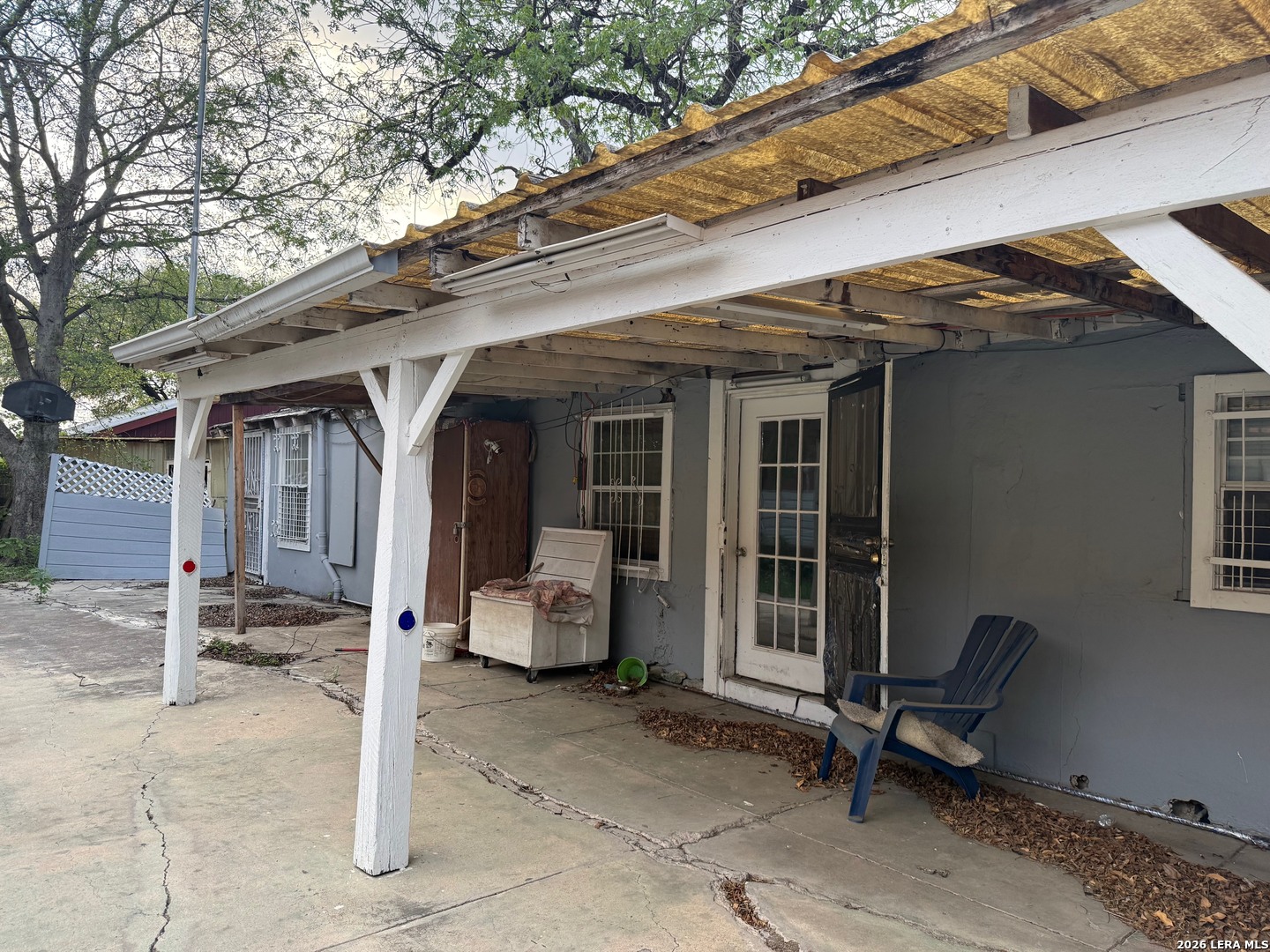 1109 Allende San Antonio TX 78237