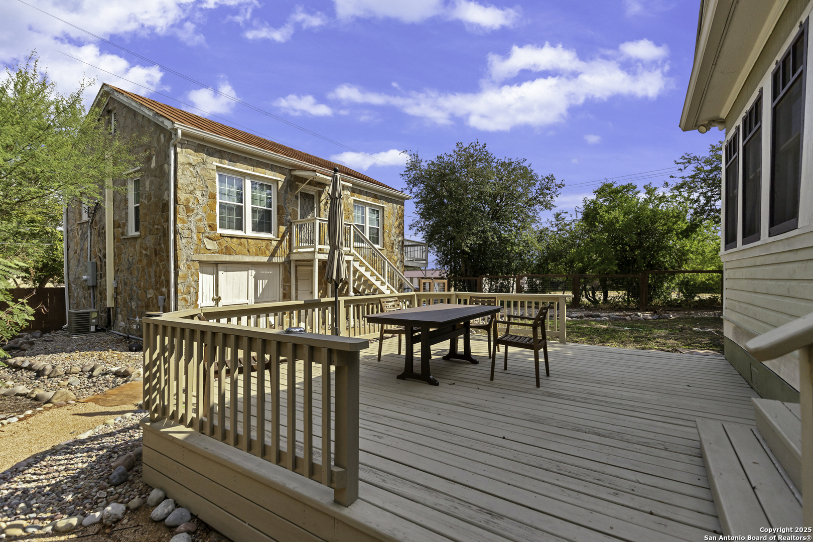 406 Tilden Kenedy TX 78119