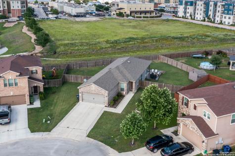 617 Lost Pond New Braunfels TX 78130