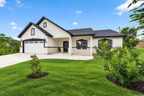 8116 Ventura Boulevard Selma TX 78154