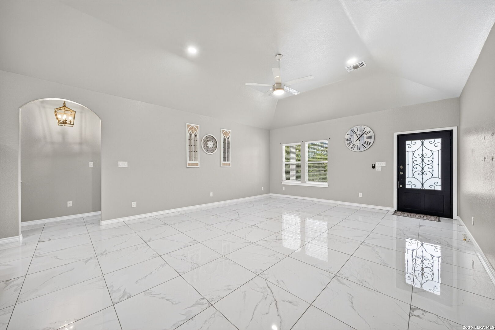 8116 Ventura Boulevard Selma TX 78154