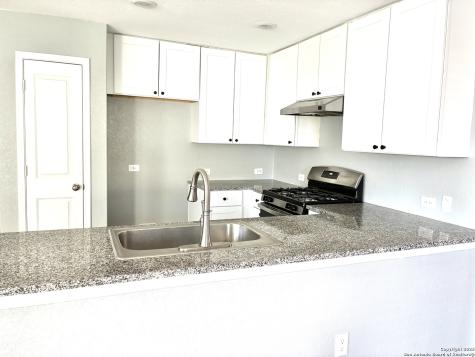 320 Agave Circle Jourdanton TX 78026
