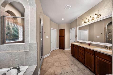 13043 Gordons Mott San Antonio TX 78253