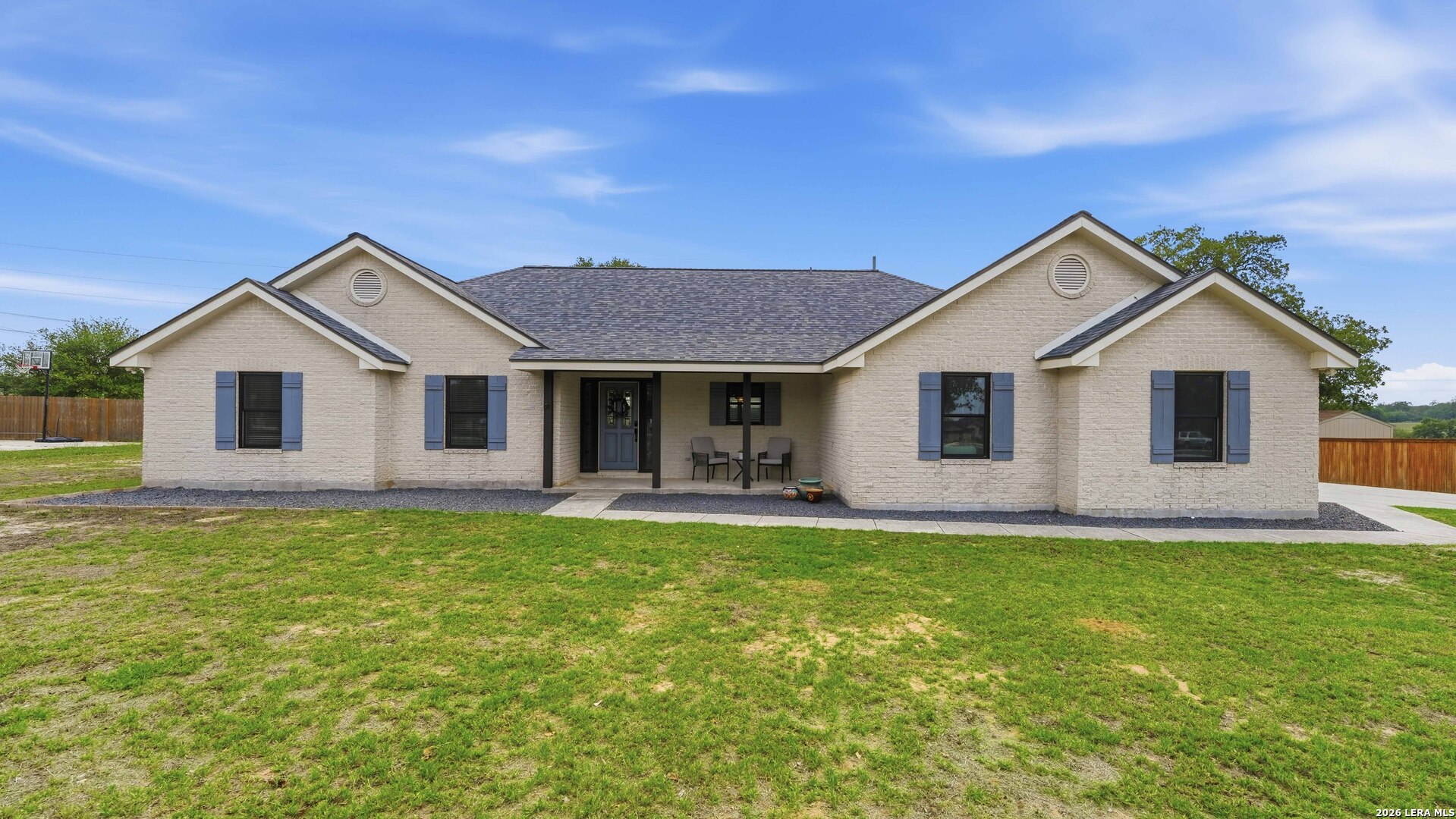 113 Miller Cove La Vernia TX 78121