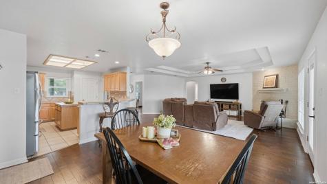113 Miller Cove La Vernia TX 78121