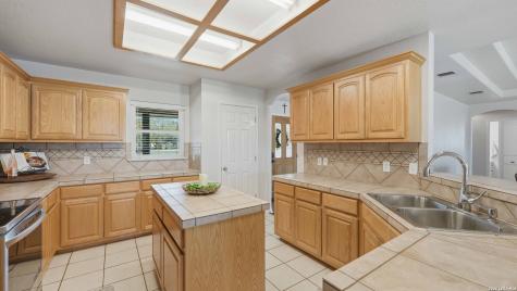 113 Miller Cove La Vernia TX 78121