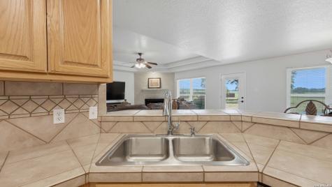 113 Miller Cove La Vernia TX 78121
