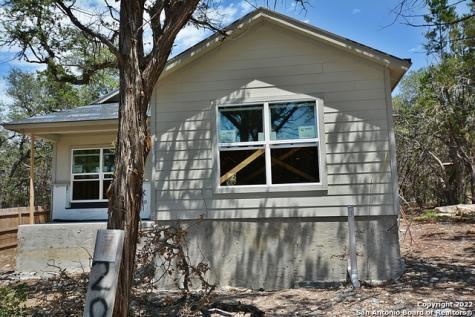2047 Laguna Spring Branch TX 78070
