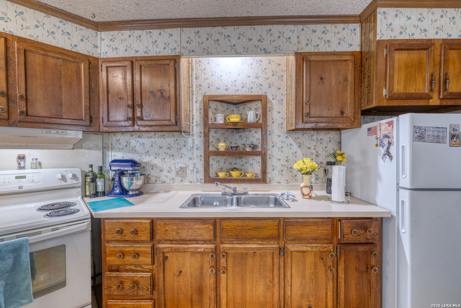 403 E Third Street Camp Wood TX 78833