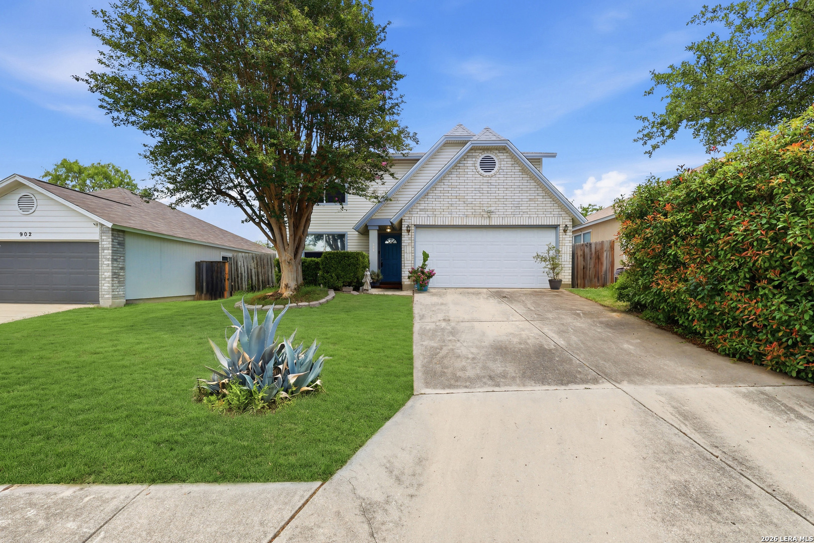 906 Village Branch San Antonio TX 78245