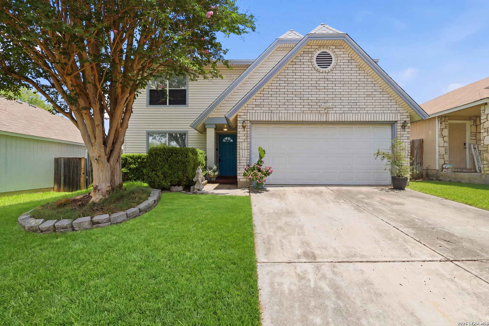 906 Village Branch San Antonio TX 78245
