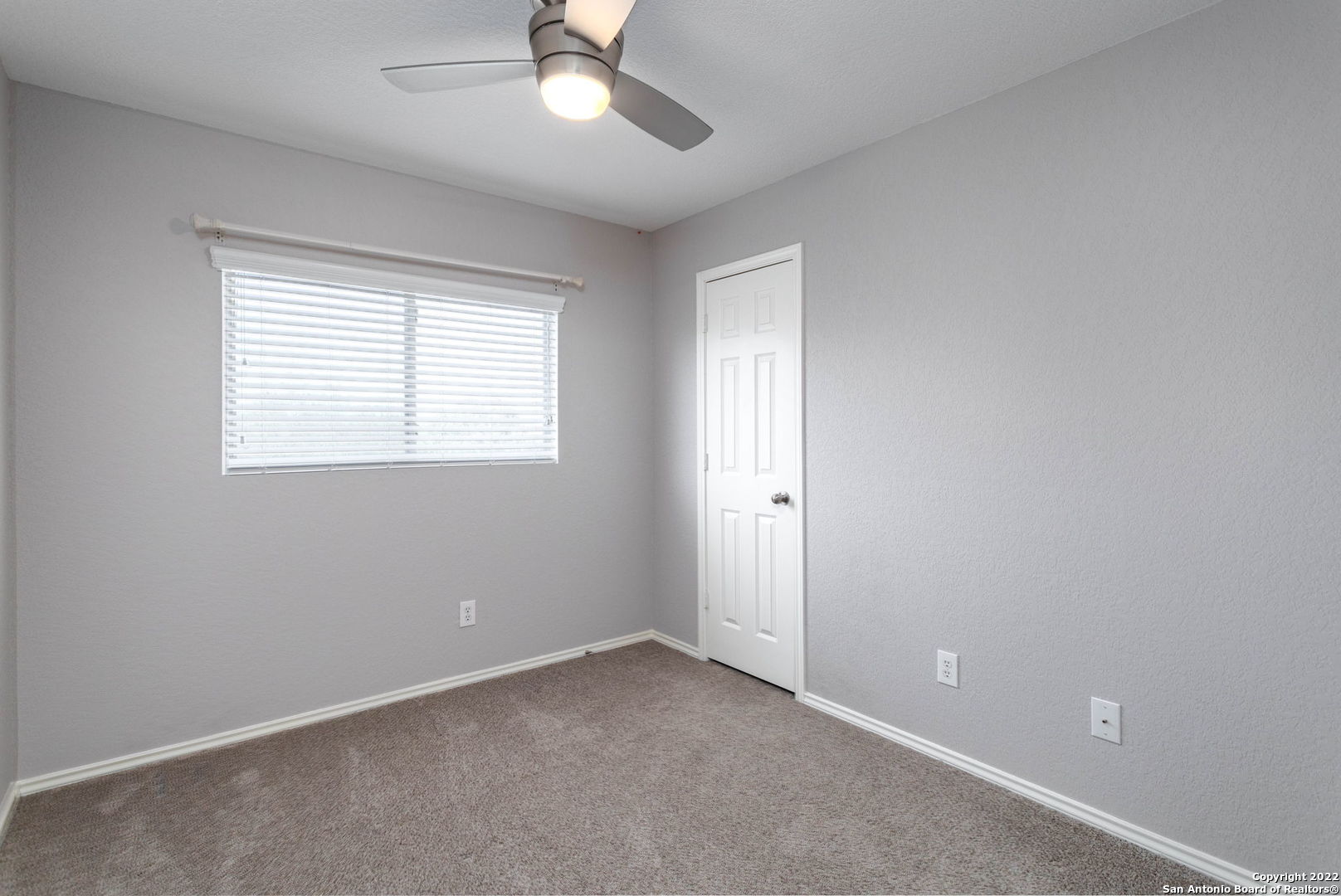 9359 Maple Silver San Antonio TX 78254