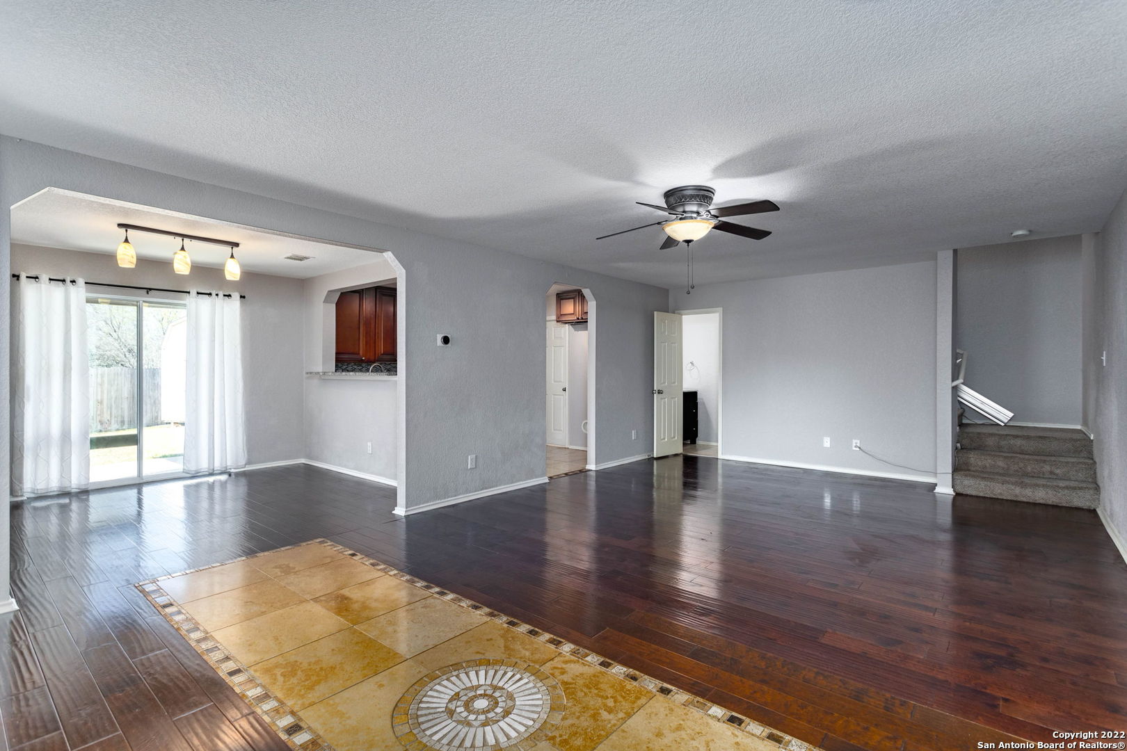 9359 Maple Silver San Antonio TX 78254