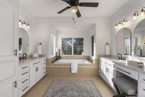 1041 Homestead Ridge New Braunfels TX 78132