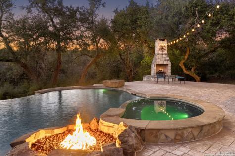 1041 Homestead Ridge New Braunfels TX 78132