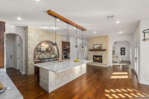 1041 Homestead Ridge New Braunfels TX 78132