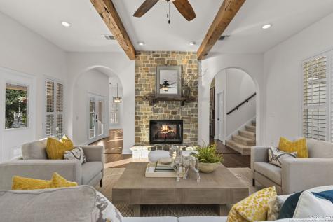 1041 Homestead Ridge New Braunfels TX 78132