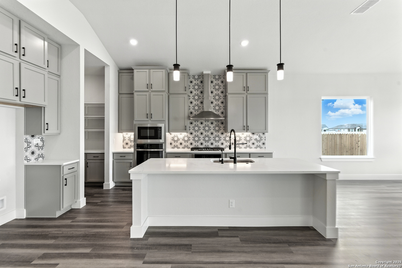 1637 Saddleback Run New Braunfels TX 78130
