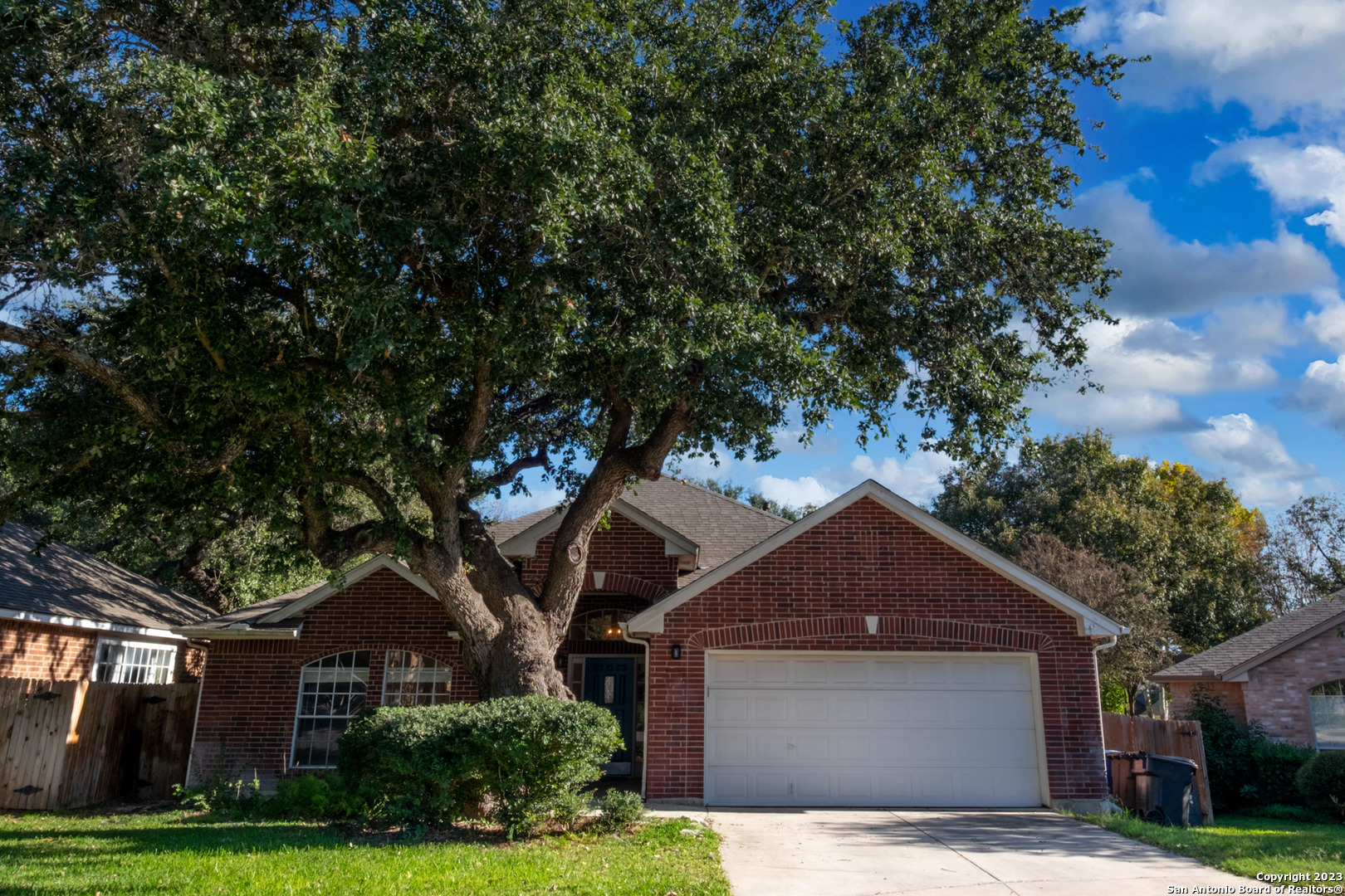16426 Pemoak Drive San Antonio TX 78240