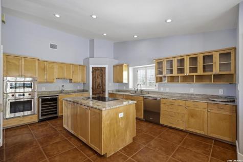145 Valley Home Comfort TX 78013