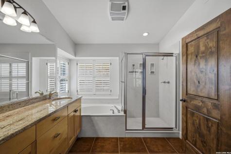 145 Valley Home Comfort TX 78013