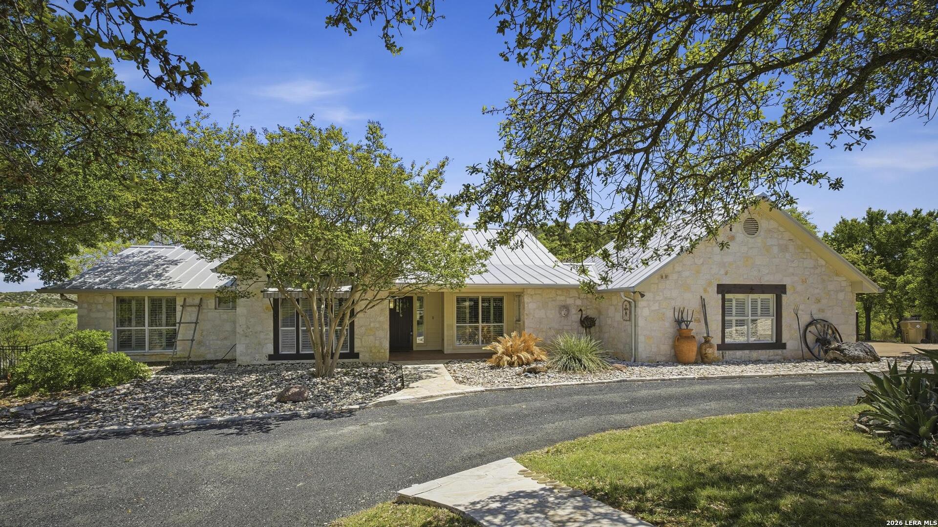 145 Valley Home Comfort TX 78013