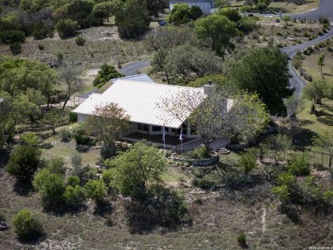 145 Valley Home Comfort TX 78013