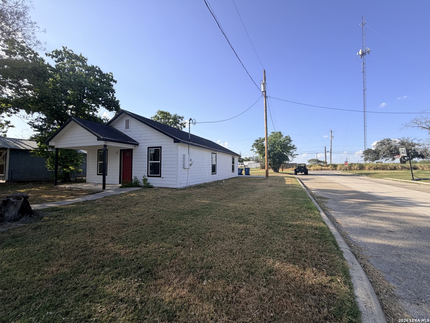 539 Waco Street Pleasanton TX 78064