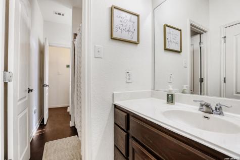 8330 Magdalena Run Helotes TX 78023