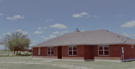 2259 County Road 325 Sabinal TX 78881